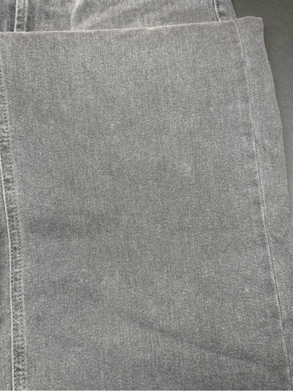 Old Navy Men's Slim Straight Gray Stretch Jeans - Picture 6 of 7